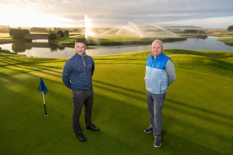 Course Manager Jon Warrall, right, with Reesink’s Peter Newton, confirms some impressive results since using Toro Lynx Infinity.